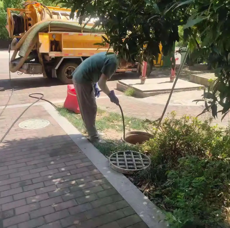 宜丰市政排污管道清淤疏通——专业团队，让您全程省心！